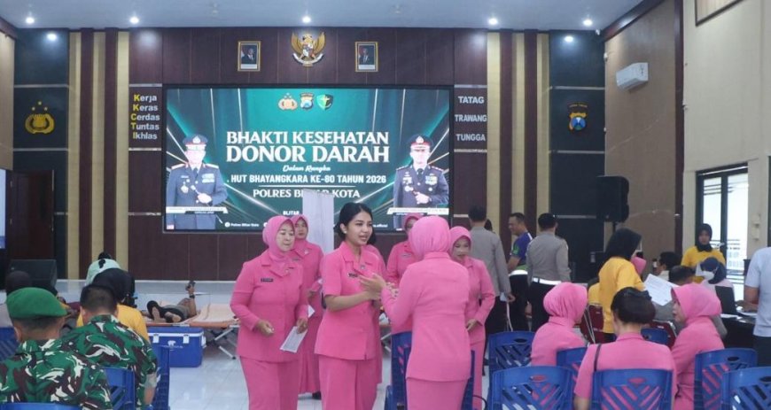Polres Blitar Kota Perkuat Kepedulian melalui Bakti Kesehatan