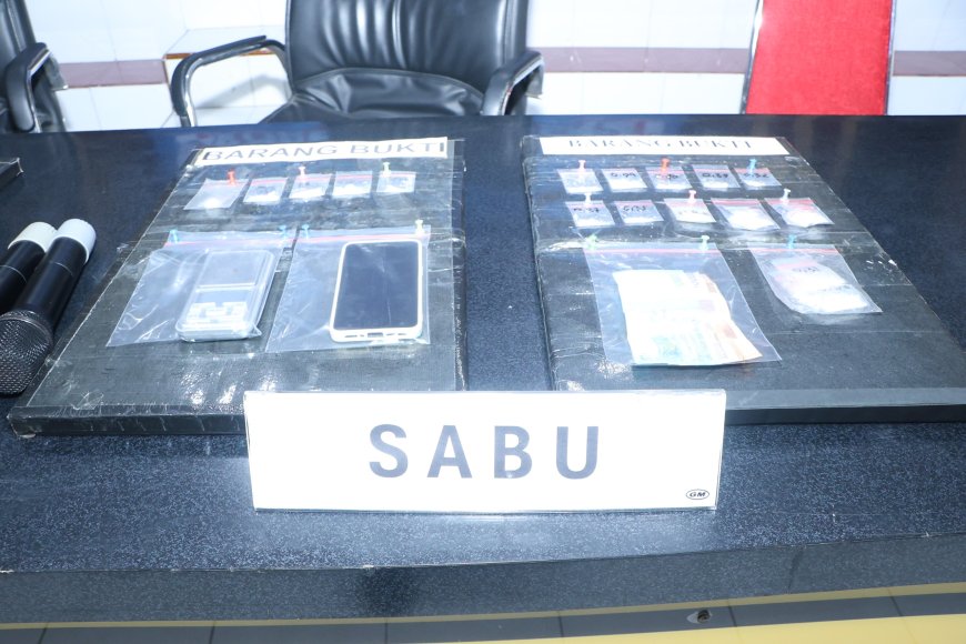 Belasan Tersangka Diamankan dalam Operasi Pemberantasan Narkoba